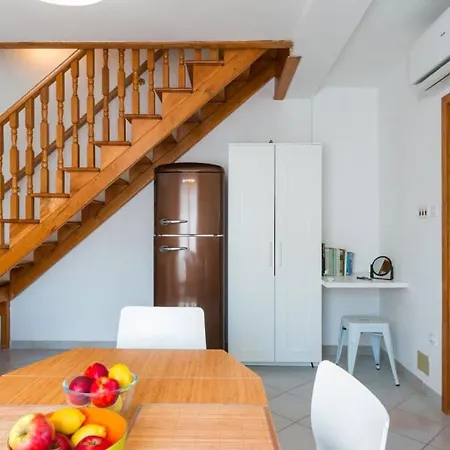 Apartment Marina House With Brand New Pula