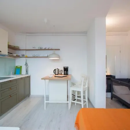 Marina House With Brand New