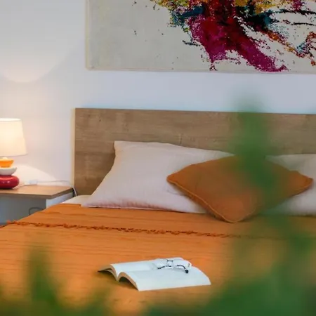Apartment Marina House With Brand New Pula